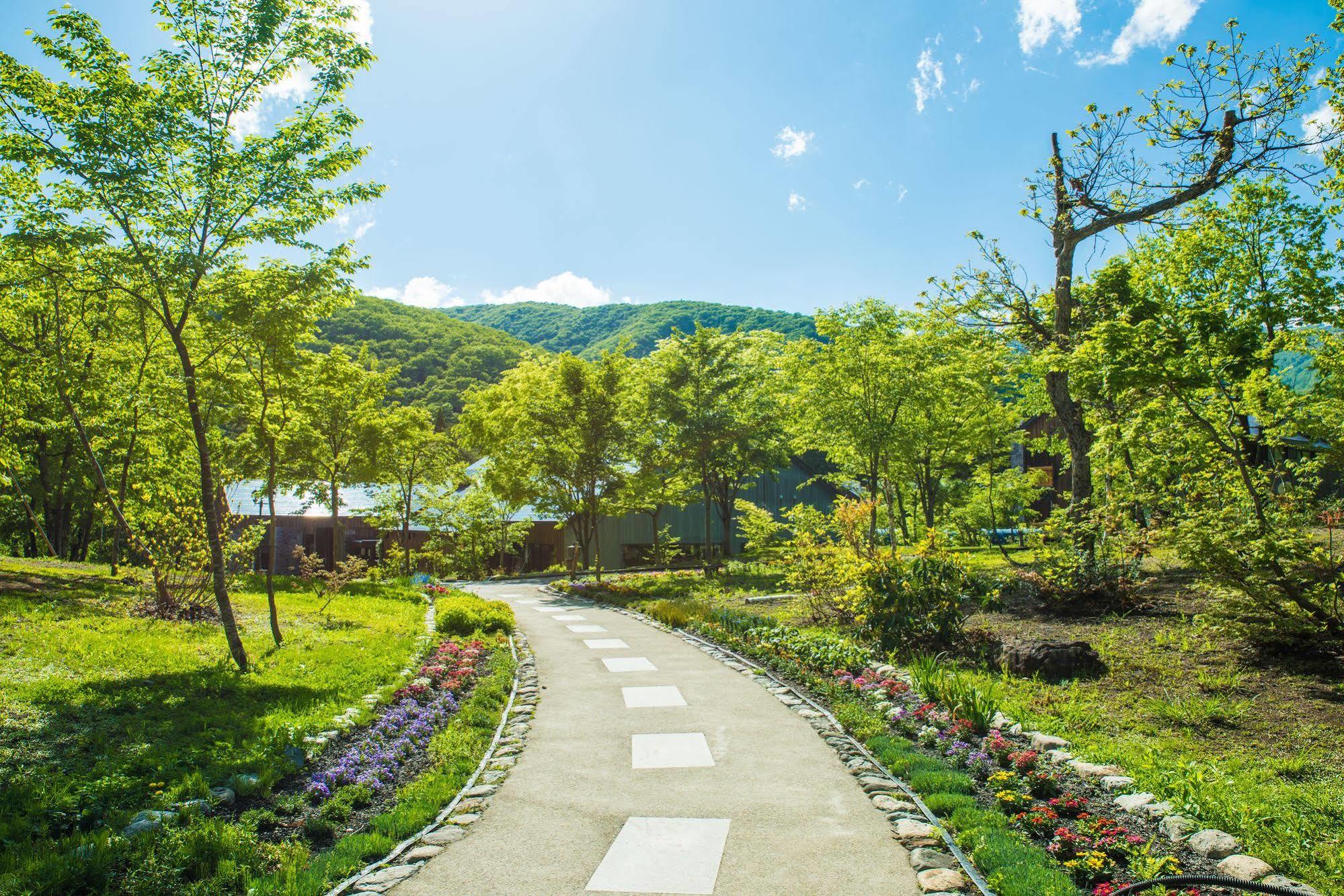 Hotel Sierra Resort Hakuba Exterior photo